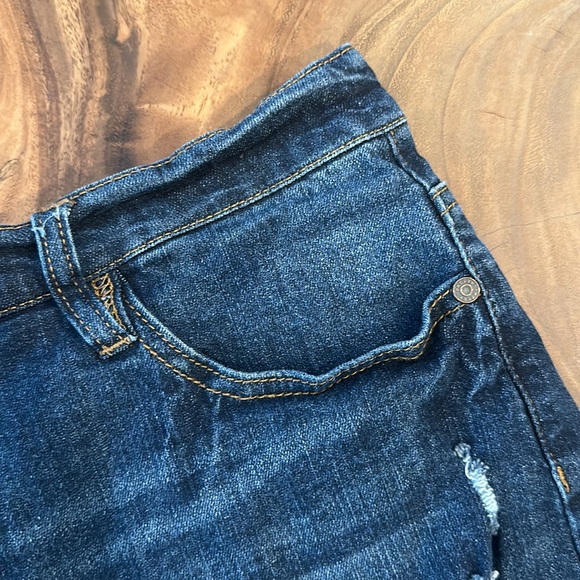 Refuge by Charlotte Russe high rise cheeky jean shorts - Picture 3 of 12